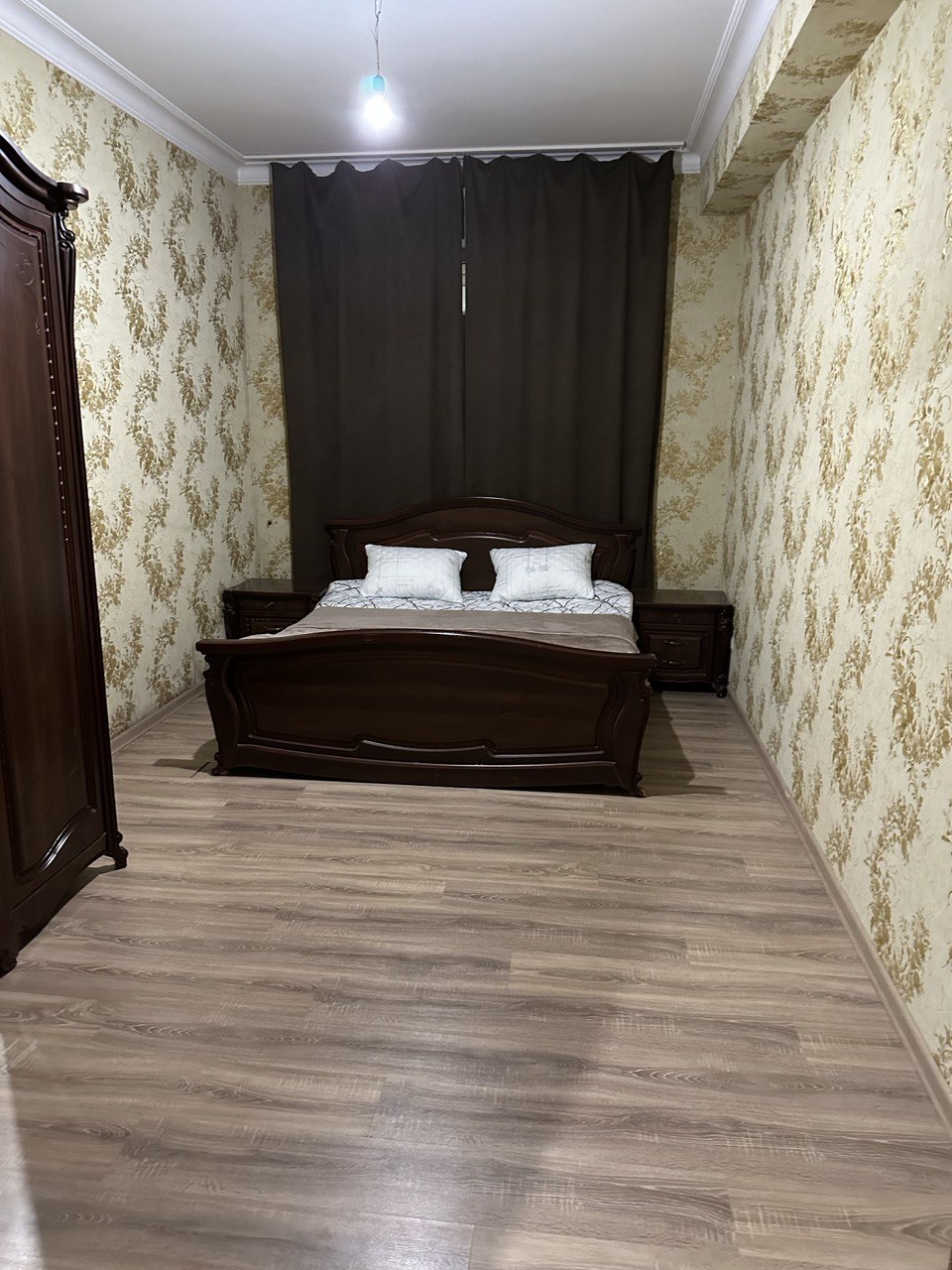 2-к. квартира, 60 м², 1/9 эт.